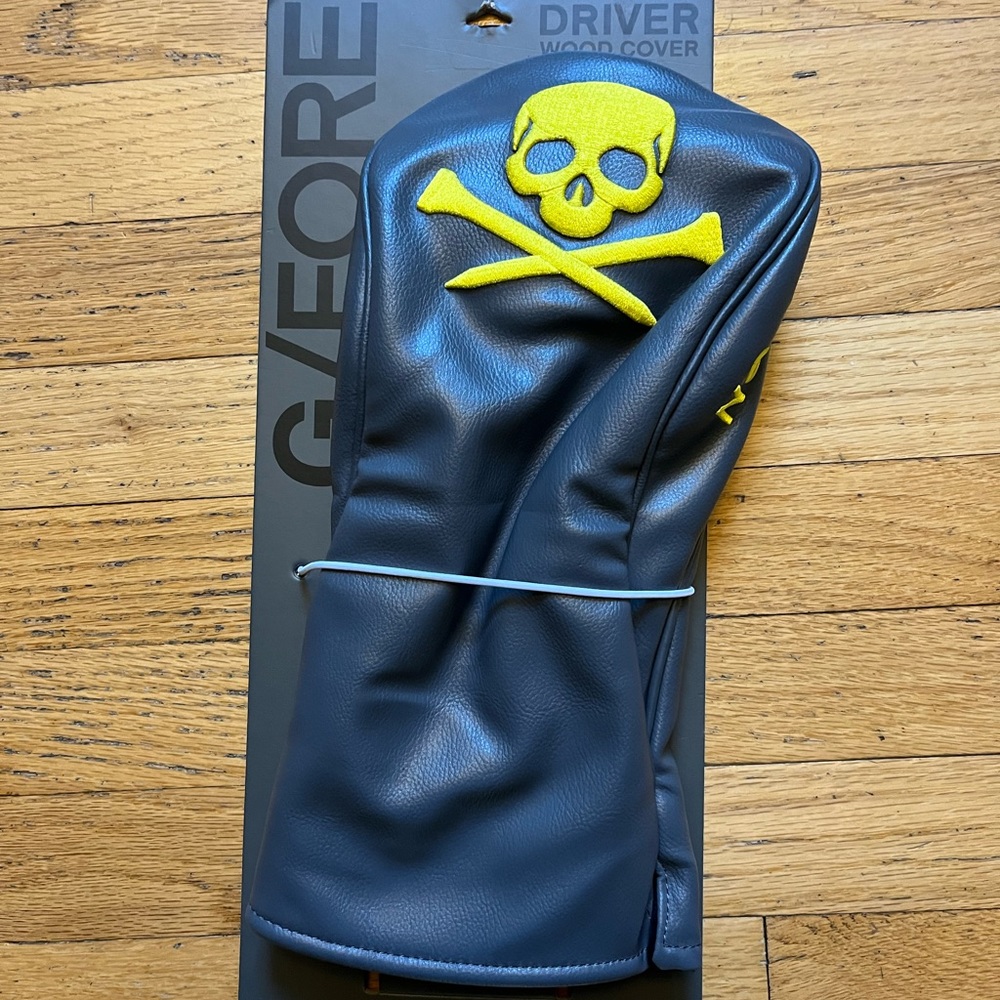 GFore driver cover. Gray and yellow. NWT. $85 if you can find it.
